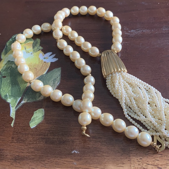Ivory, pearl, vintage necklace cool Clasp - Picture 2 of 3